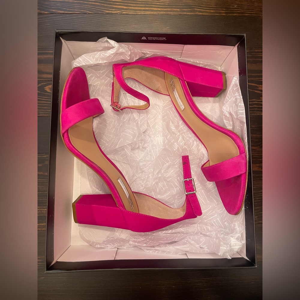 INC Heels - Picture 3 of 8